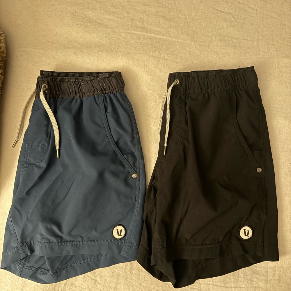 Vuori Men's 5 inch core short M (bundle of 2)